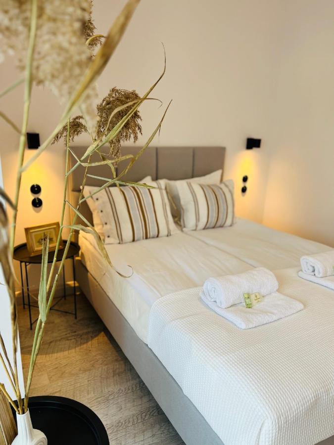 Pod Roza Bed and Breakfast Łeba Eksteriør billede